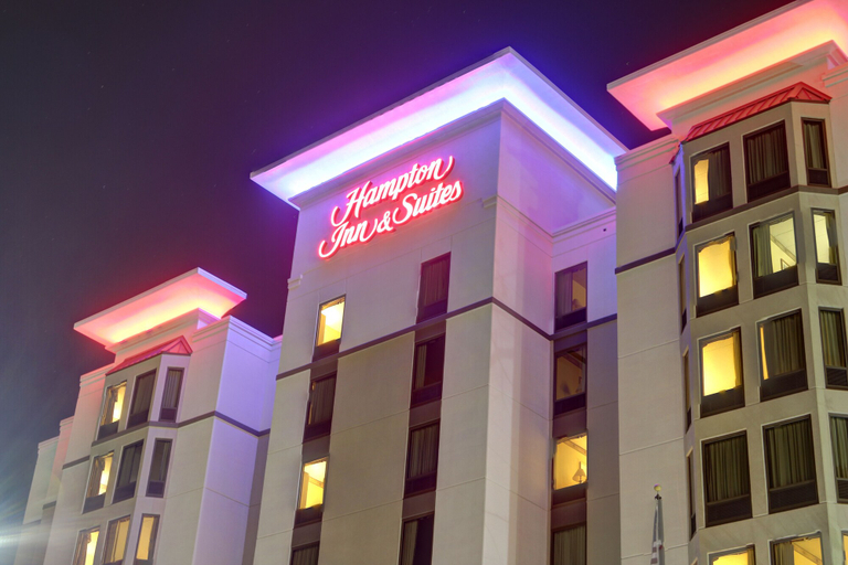 Exterior & Views 2, Hampton Inn & Suites Atlanta Galleria, Cobb