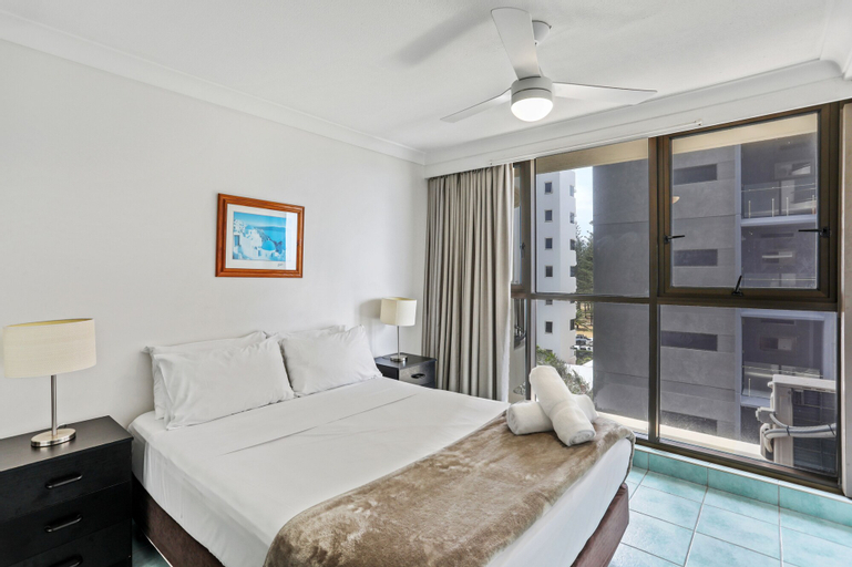 Bedroom 4, Boulevard North Holiday Apartments, Gold Coast