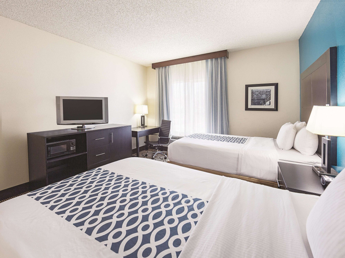 Bedroom 3, Spark by Hilton Central Point Medford, Jackson