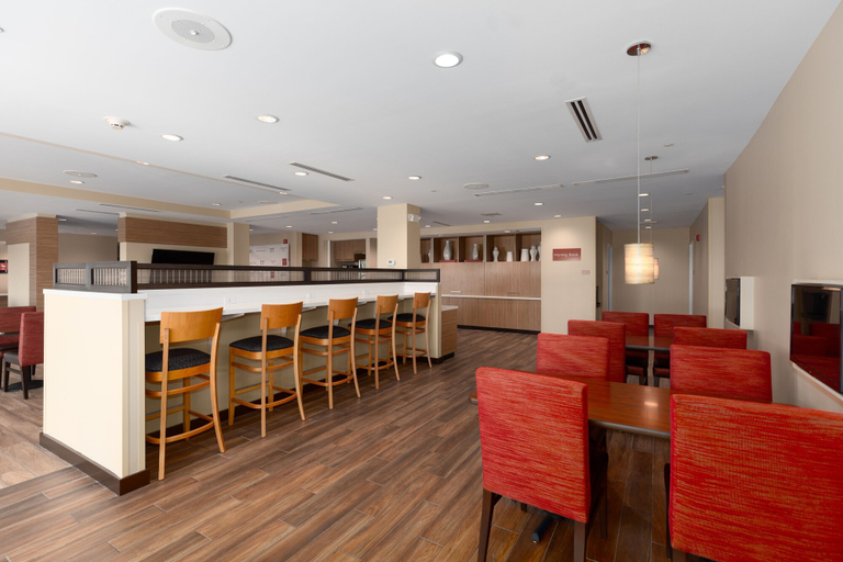 Food & Drinks 5, TownePlace Suites by Marriott Owensboro, Daviess
