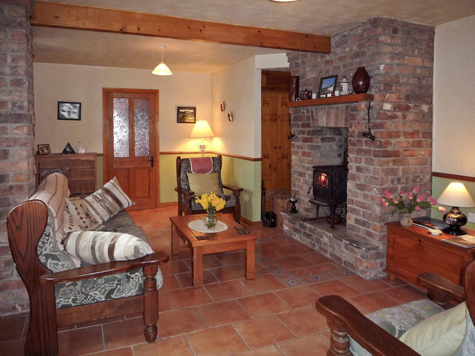 Others 5, Sheans Holiday Cottage