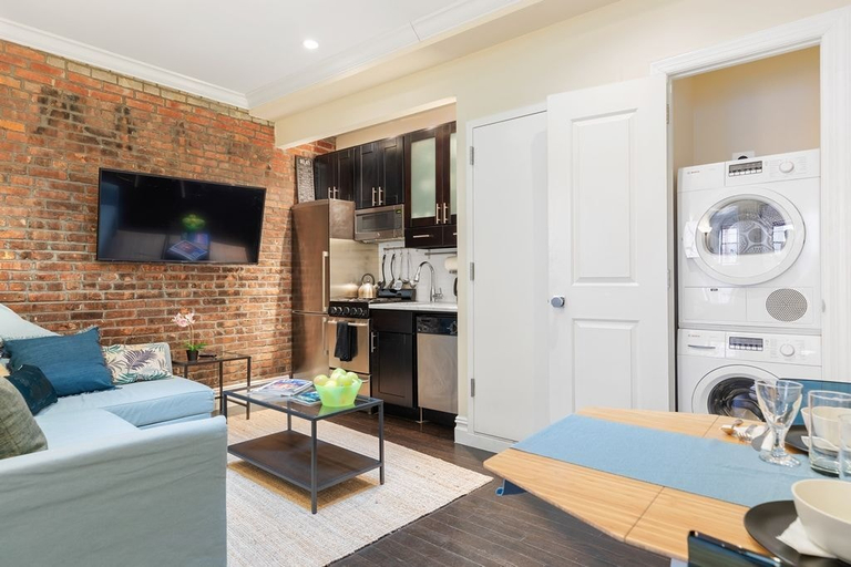 Others 4, Apartments Nadim