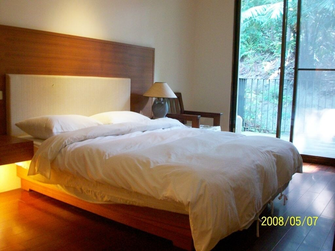 Bedroom 4, Tsauing Spa Vacation Hotel, Yulin