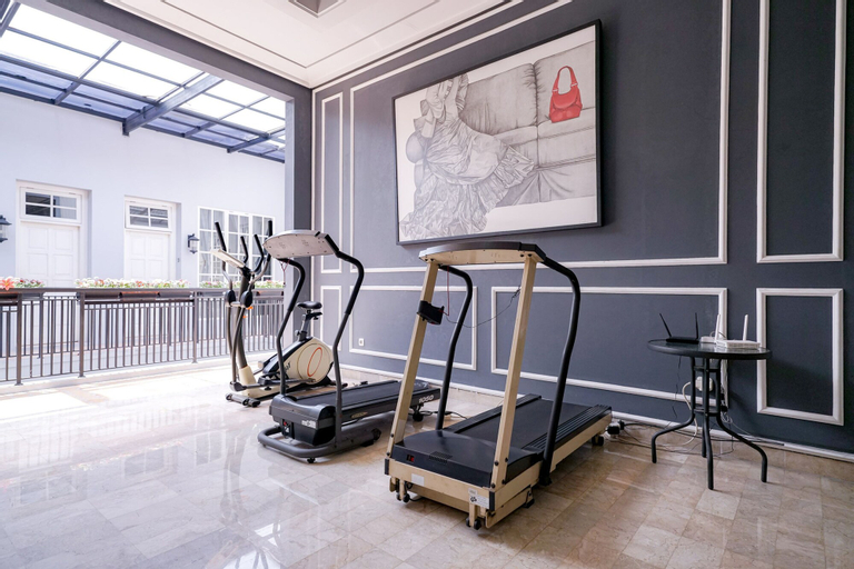 Sport & Beauty 5, RedDoorz Premium near RS Pondok Indah, South Jakarta