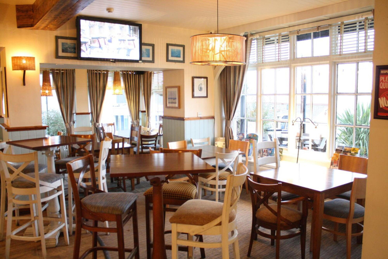 Food & Drinks 4, Penwig Hotel, Ceredigion