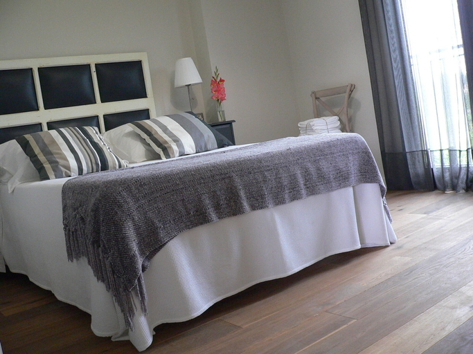 Bedroom 4, Enoturismo y Bodega Lagar de Costa, Pontevedra