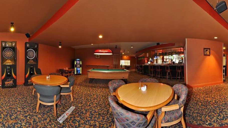 Food & Drinks 4, Stockton Inn, San Joaquin