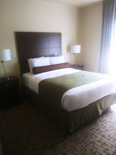 Bedroom 4, Cobblestone Hotel & Suites - Harborcreek, Erie