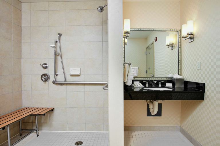 Bathroom 4, Hilton Garden Inn Rockville-Gaithersburg, Montgomery