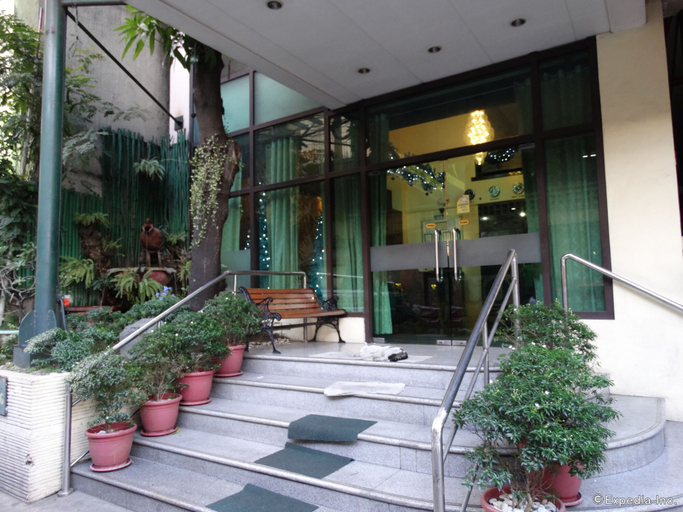 Exterior & Views 2, Urban Travellers Hotel, Pasay City