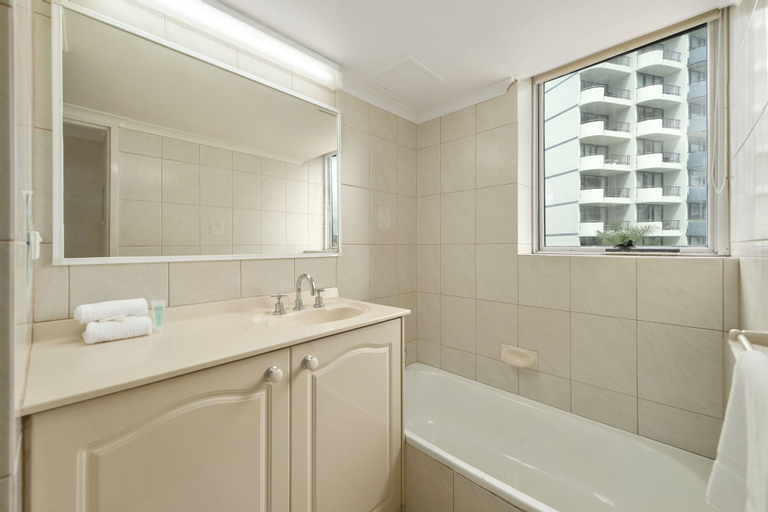 Bedroom 5, Sandpiper Apartments, Gold Coast