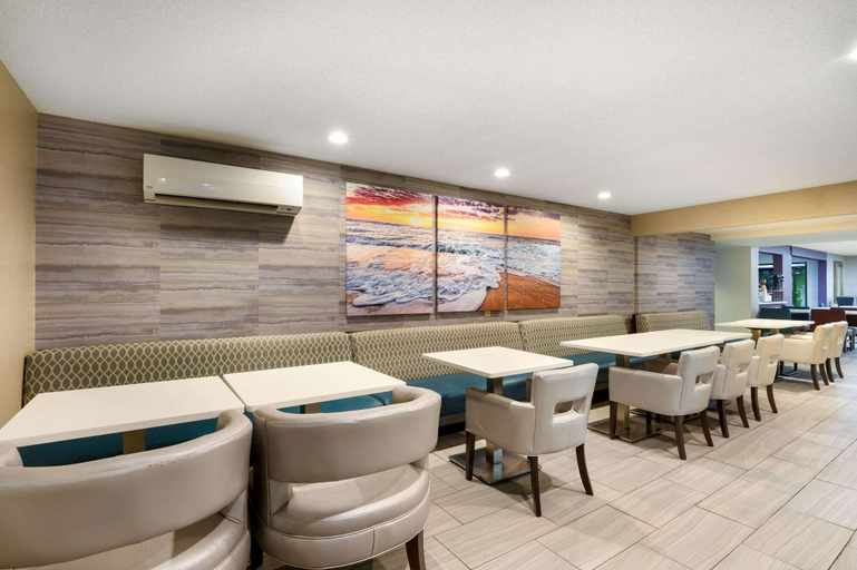 Food & Drinks 5, La Quinta Inn by Wyndham North Myrtle Beach, Horry