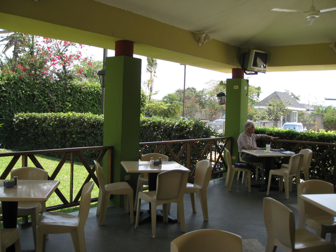 Food & Drinks 4, Metrotel Express, San Pedro Sula