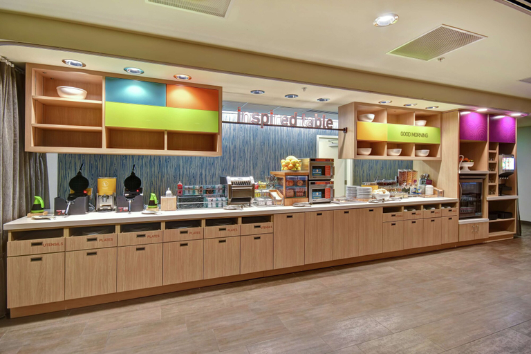 Food & Drinks 4, Home2 Suites by Hilton Springfield North, Greene