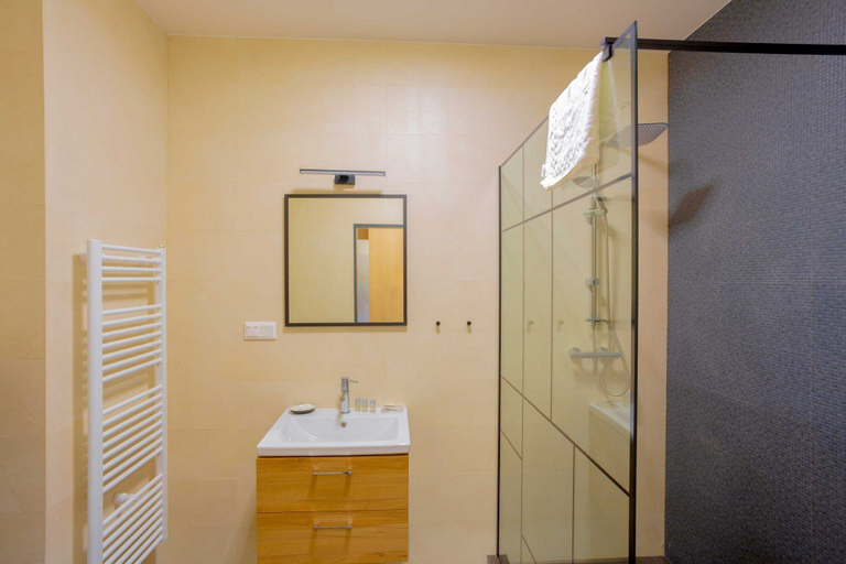 Bathroom 3, Hotel & Restaurant Resort Barca - Campsite, Košice IV