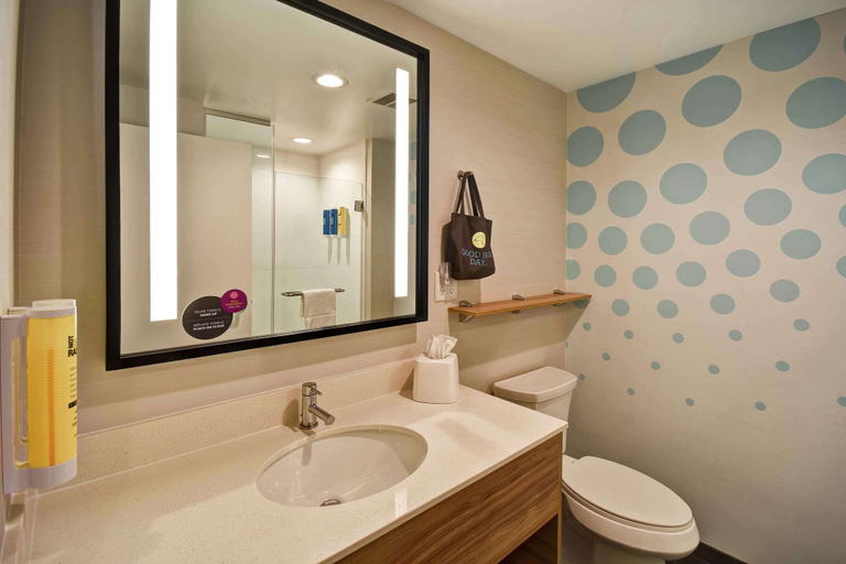 Bathroom 4, Tru by Hilton North Platte, Lincoln