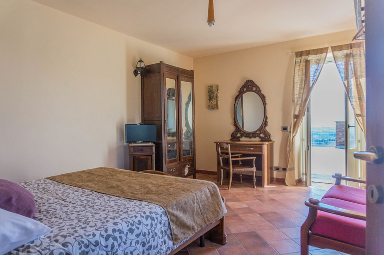 Bedroom 4, B&B La Buonora, Cuneo