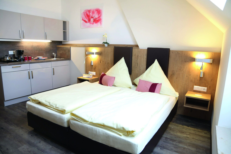 Bedroom 4, Wasmayr Hof, Landshut