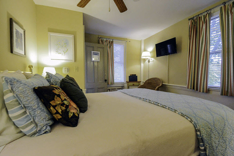 Bedroom 3, Elms of Camden, Knox
