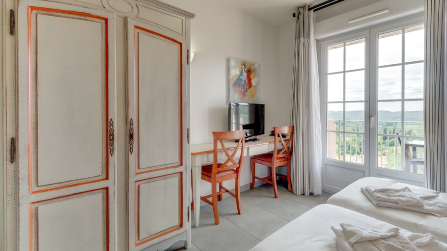 Bedroom 5, Vacancéole Le Domaine de Camiole, Var
