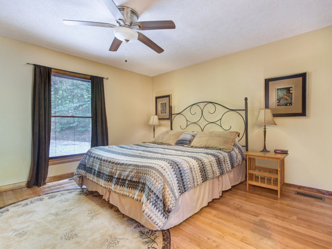 Bedroom 3, Between Here & There by Jackson Mountain Rentals, Sevier