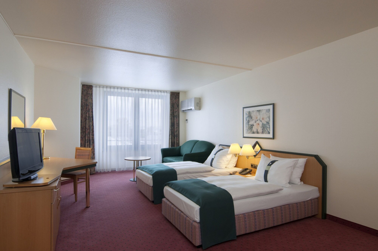 Bedroom 4, FOUR Essen City Centre, Essen
