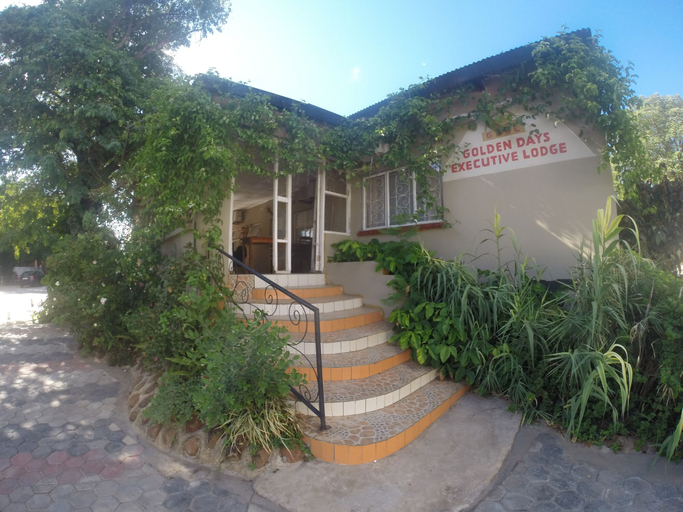Exterior & Views, Golden Days Executive lodge, Lusaka
