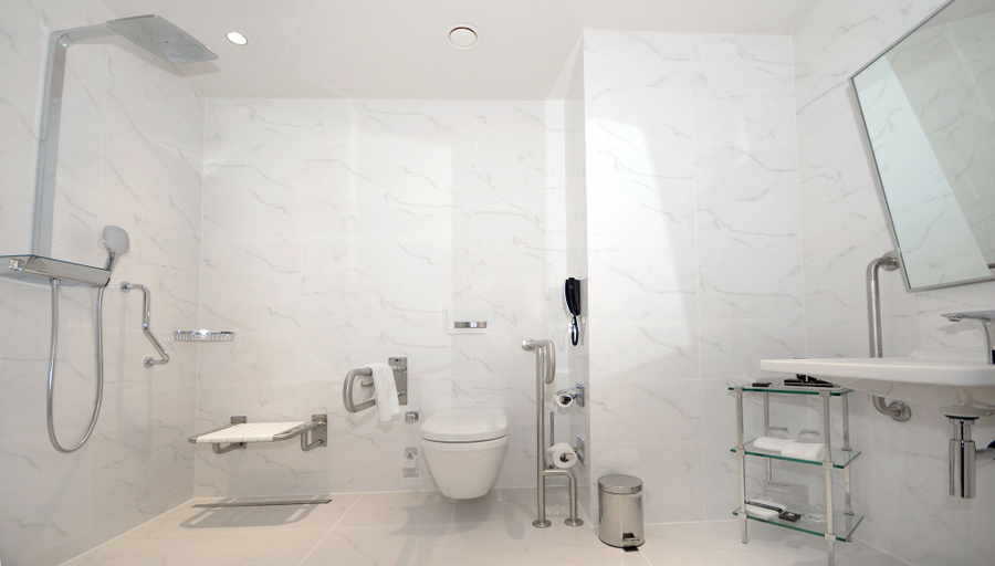 Bathroom 5, Wyndham Grand Levent Istanbul Hotel & Conference Center, Beşiktaş
