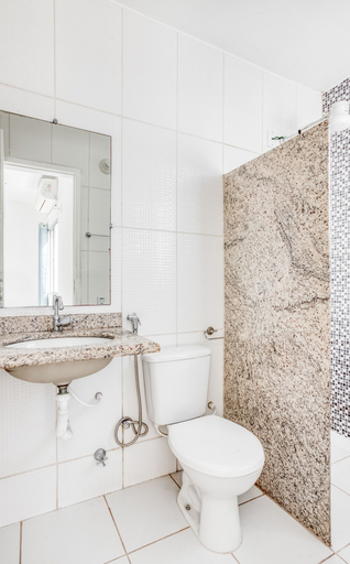 Bathroom 4, Hotel Prainha, Vila Velha