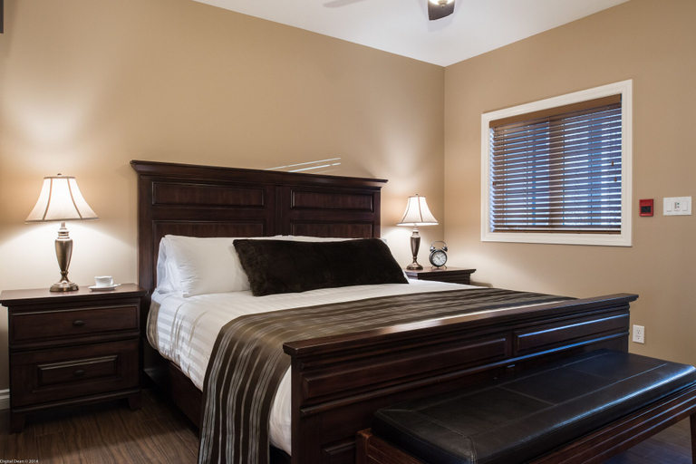 Bedroom 4, The Castle at Swan Lake, North Okanagan