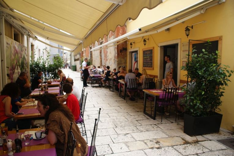 Food & Drinks 5, Central Apartments - Integrated Hotel Zadar, Zadar