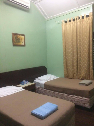 Bedroom 3, Kapas Island Resort, Marang