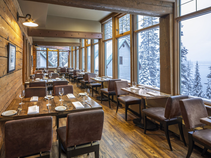 Food & Drinks 5, Emerald Lake Lodge, Columbia-Shuswap