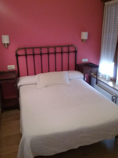 Bedroom 2, Hotel Valle de Lago, Asturias