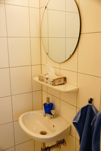 Bathroom 3, Boardinghouse Nordpark, Mönchengladbach
