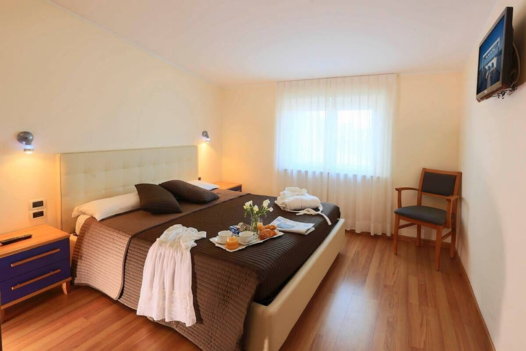 Bedroom 4, Hotel Sporting, Chieti