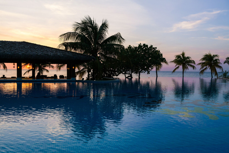 Sport & Beauty 3, Grand Roatan Caribbean Resort, Roatán