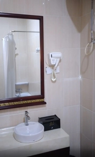 Bathroom 4, Lion Luxury Hotel, Enugu North