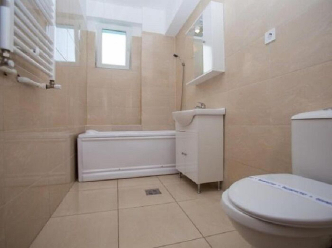 Bathroom, Apartamente Summerland SUN & FUN, Constanta