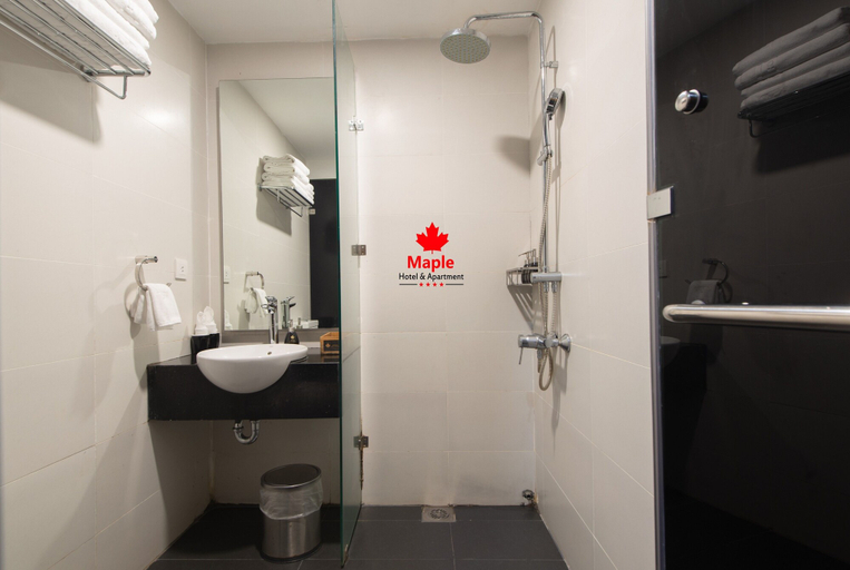 Bathroom 5, Maple Hotel & Apartment, Nha Trang