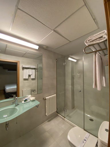 Bathroom 4, U Hotel Villa - Gomá, Zaragoza
