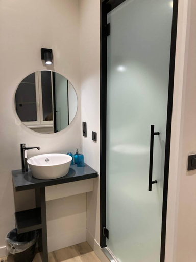 Bathroom 5, D28, West-Vlaanderen