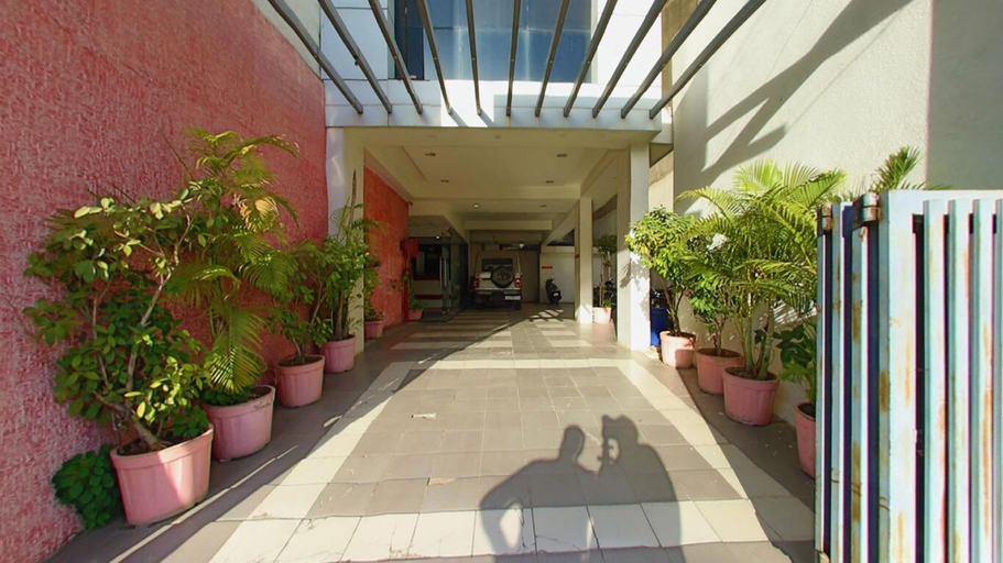 Others 5, Hotel Jyoti, Rajkot