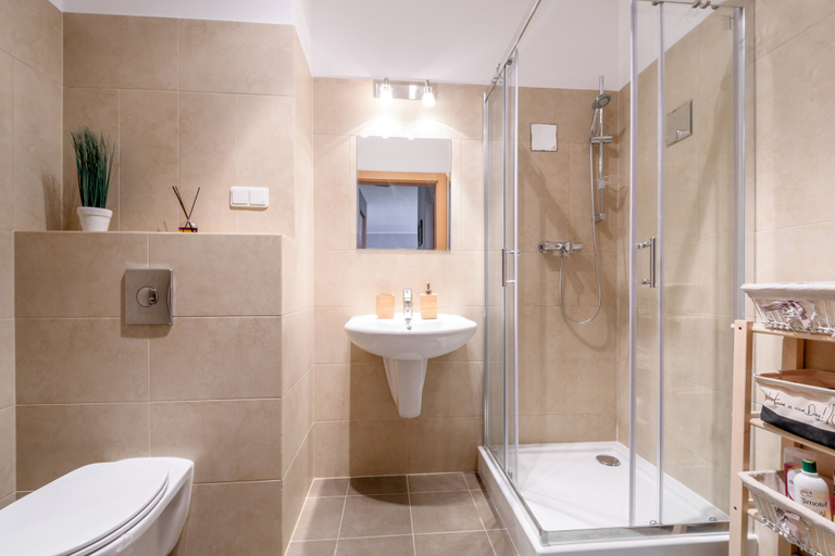 Bathroom, M&R Apartament Airport Marina Mokotow II, Warsaw