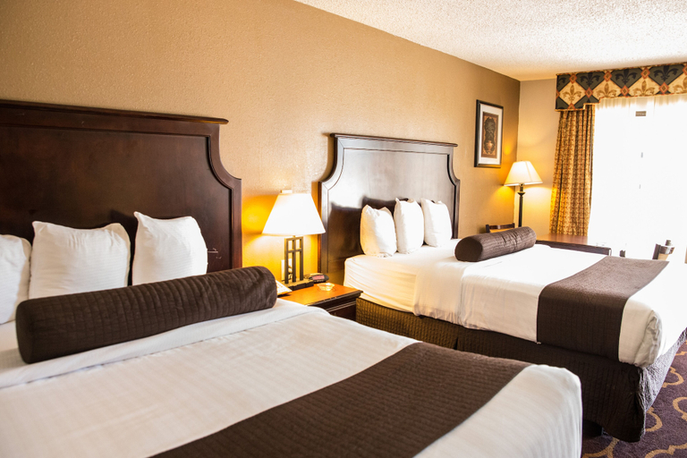 Bedroom 3, Mockingbird Inn & Suites, Monroe