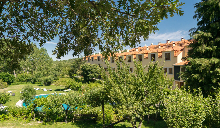 Exterior & Views 2, Quinta Do Crestelo Aparthotel, Seia