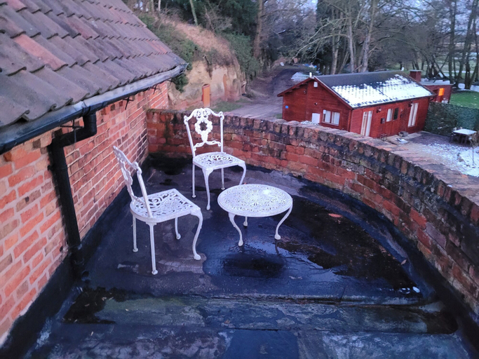 Others 5, 17th-century1bed/studio/petsok/garden/wifi, Nottinghamshire