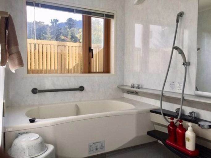 Bathroom 5, Yunokaku Ikedaya, Teshikaga