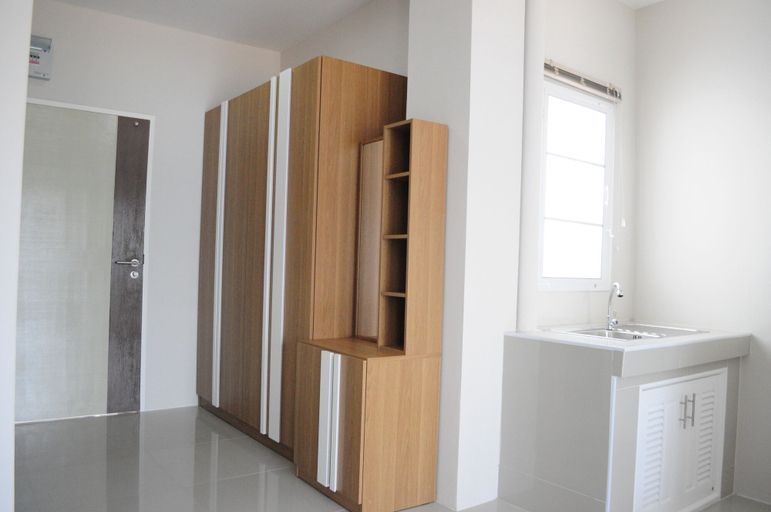 Bathroom 3, Paru Ville - Service Apartment, Muang Nakhon Ratchasima