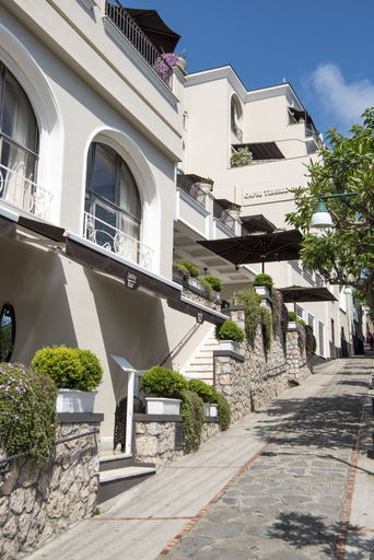 Exterior & Views 2, Capri Tiberio Palace, Napoli